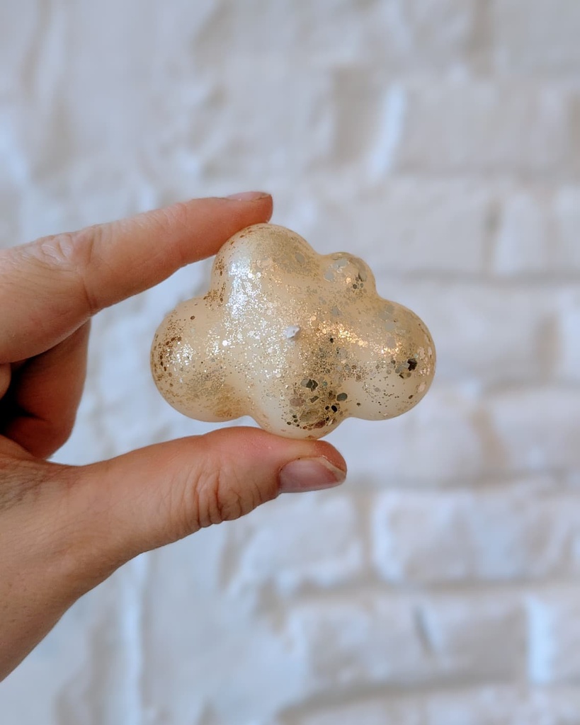 Nuage de paillettes ☁️ (moyen)