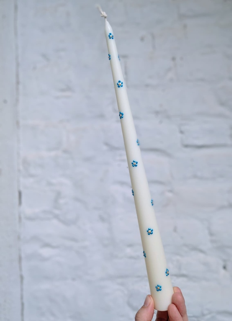 Chandelle à fleurs bleus claires
